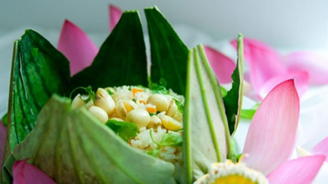 Steamed Lotus Rice  In Lotus Leaf Wrap